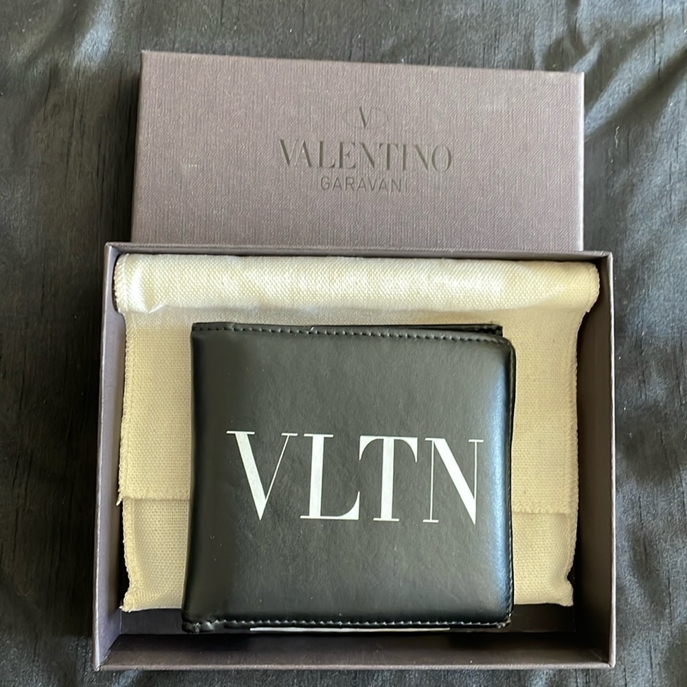 Valentino Garavani Black Horizontal Men’s Wallet